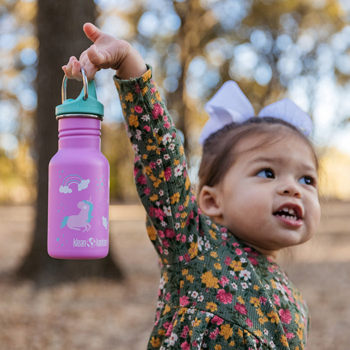 classic-kid-sippy-cap-k0 K12CNSIPPY-UN-kids_bottle_unicorn_lifestyle.jpg